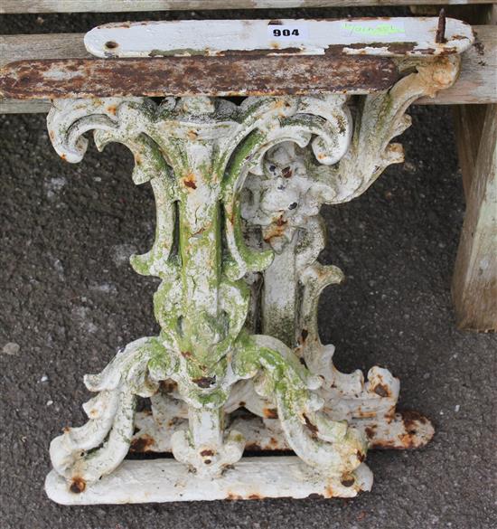Pair Victorian iron table supports